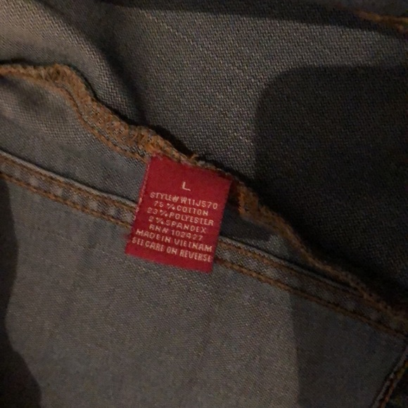 Jean Jacket - Picture 4 of 4